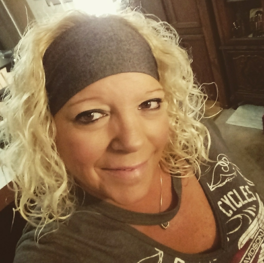 Meet your Posher, Tina